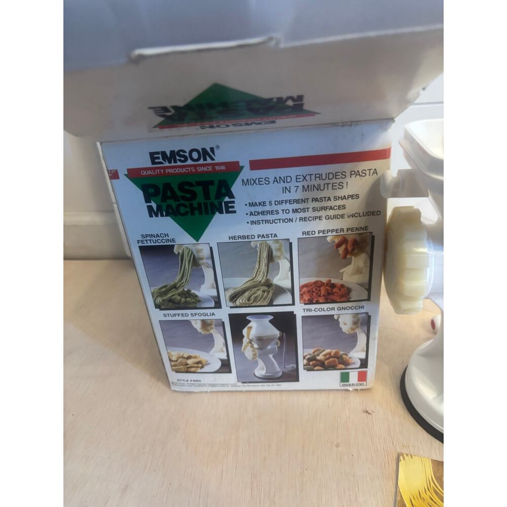 Vintage Emson Pasta Machine 5 Shapes With All Parts And Manual Made In Italy - Picture 7 of 10